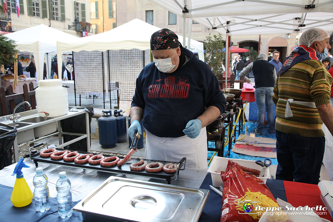 VBS_5643 - 10.ma Fiera Nazionale del Tartufo e Fiera dei Santi.jpg